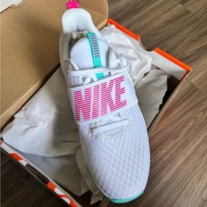 Women’s Nike sneakers